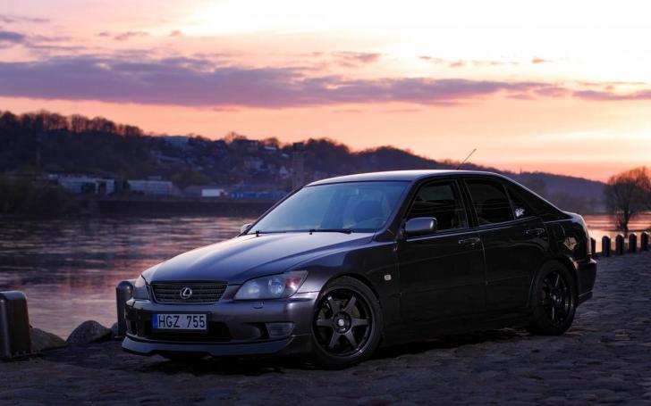 Lexus IS/Andriaus Sazanskio nuotrauka Lexus IS/Andriaus Sazanskio nuotrauka