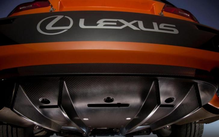Lexus IS F CCS-R/Gamintojo nuotrauka