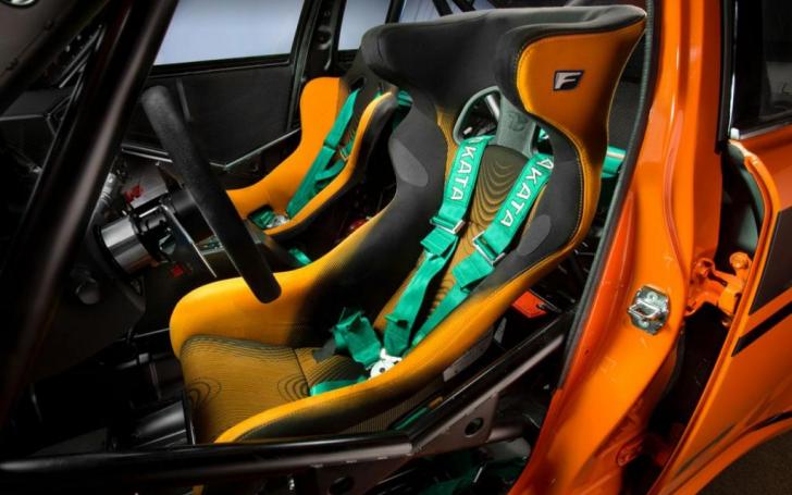 Lexus IS F CCS-R/Gamintojo nuotrauka