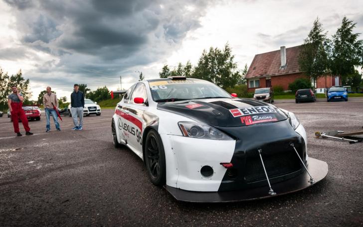 Lexus Team LT