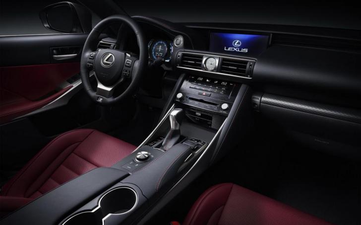 Lexus IS Facelift