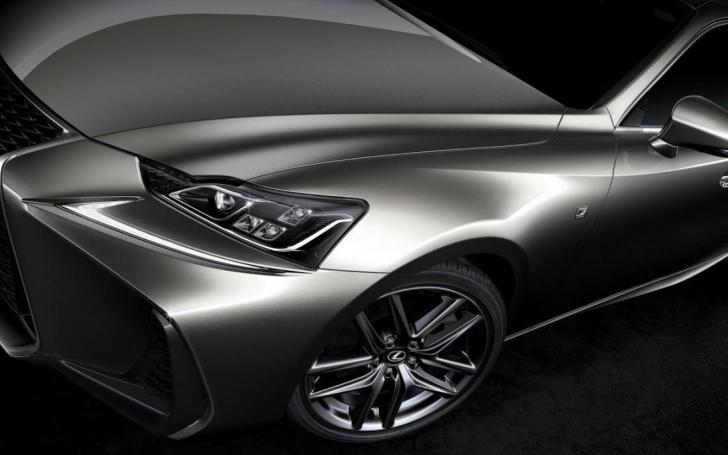 Lexus IS Facelift