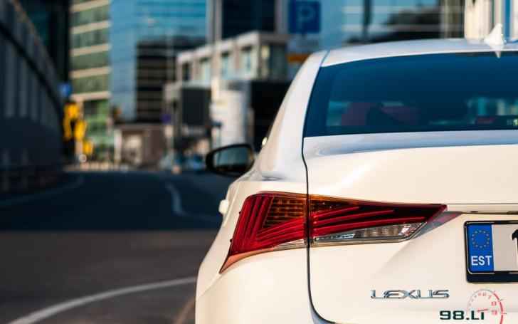 Atnaujintas Lexus IS/vytophoto.com nuotrauka