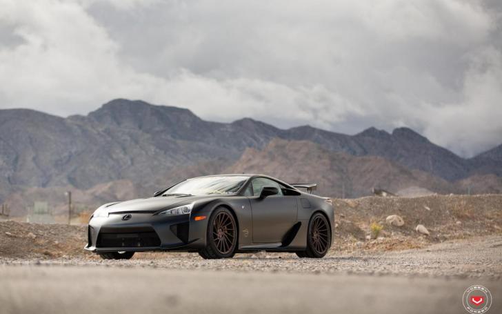 Lexus LFA Vossen/Gamintojo nuotrauka