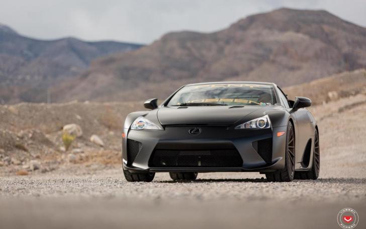 Lexus LFA Vossen/Gamintojo nuotrauka