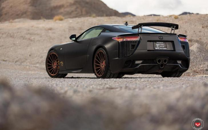 Lexus LFA Vossen/Gamintojo nuotrauka Lexus LFA Vossen/Gamintojo nuotrauka