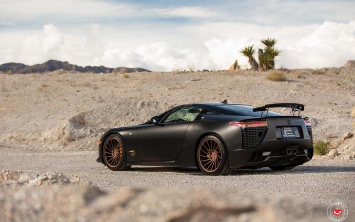 Lexus LFA Vossen/Gamintojo nuotrauka