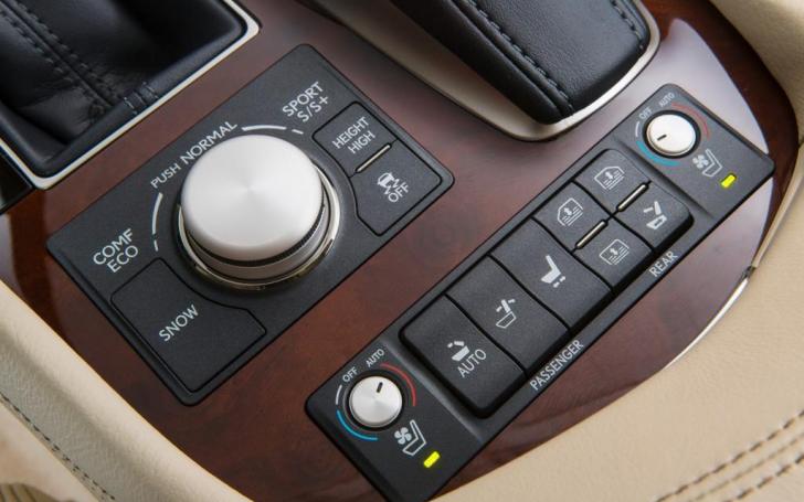Lexus LS 460/Gamintojo nuotrauka