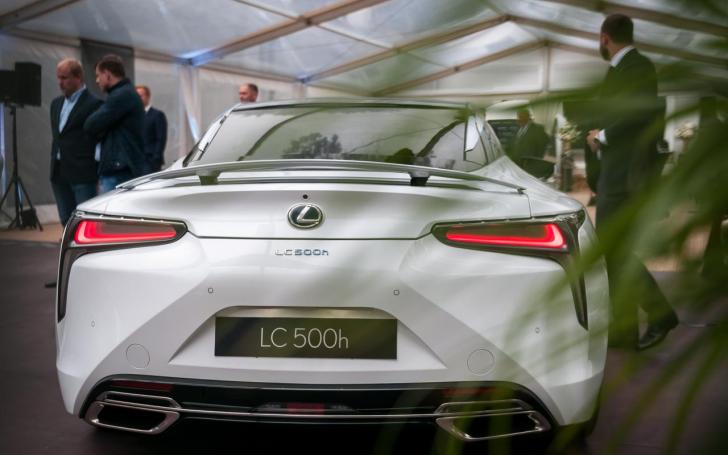 Lexus LC