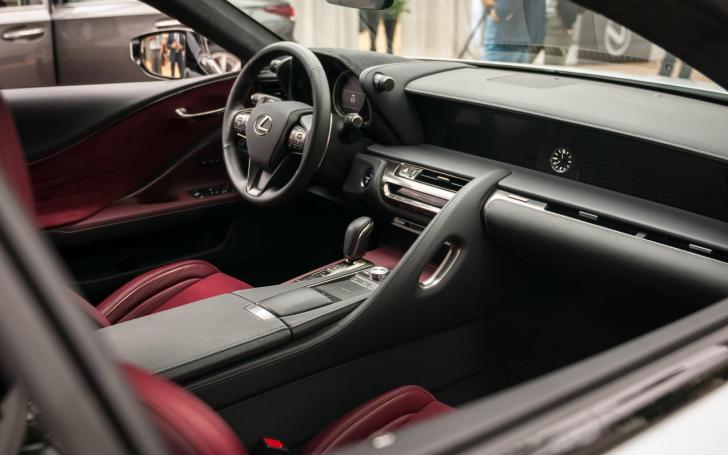 Lexus LC