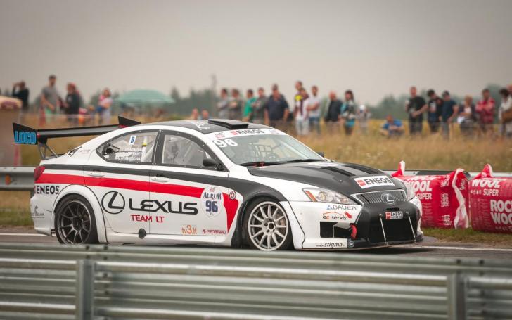 Lexus IS F