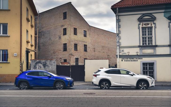 Lexus UX 250h
