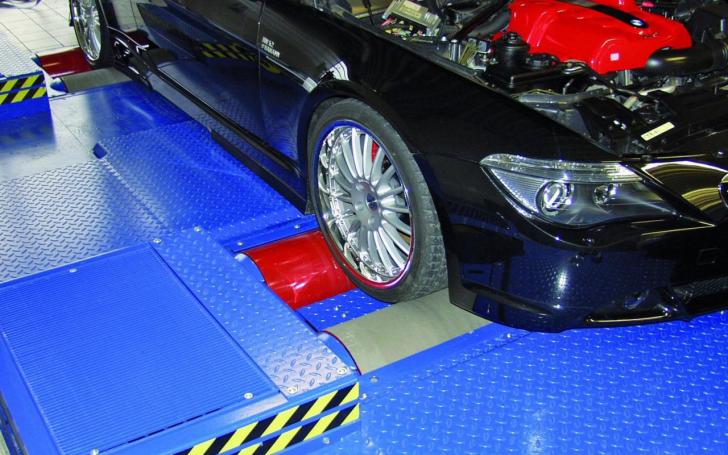 Automobilio variklio galios matavimas