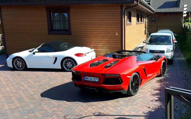 Lamborghini Aventador Roadster