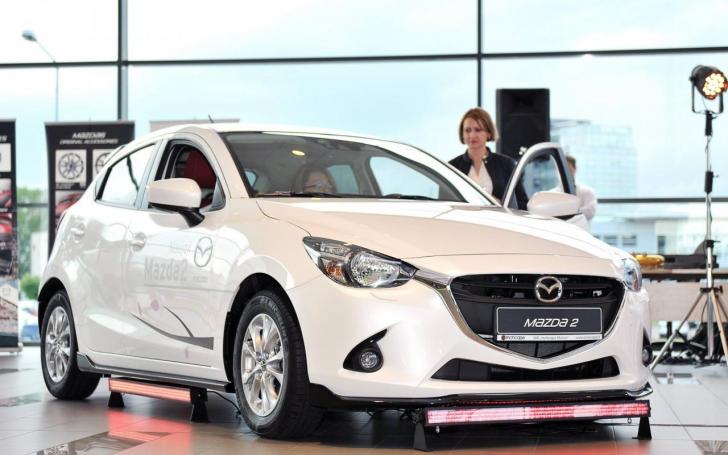 Mazda2
