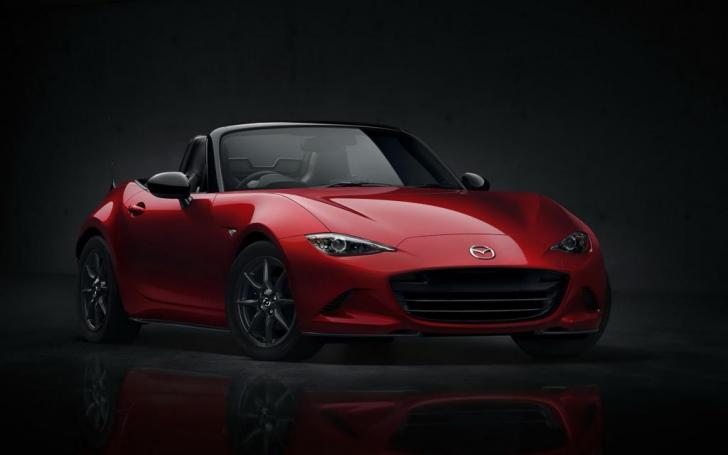 Ketvirtos kartos Mazda MX-5 Miata Roadster/Gamintojo nuotrauka