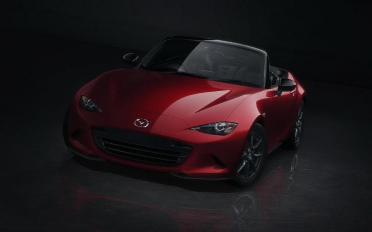 Ketvirtos kartos Mazda MX-5 Miata Roadster/Gamintojo nuotrauka