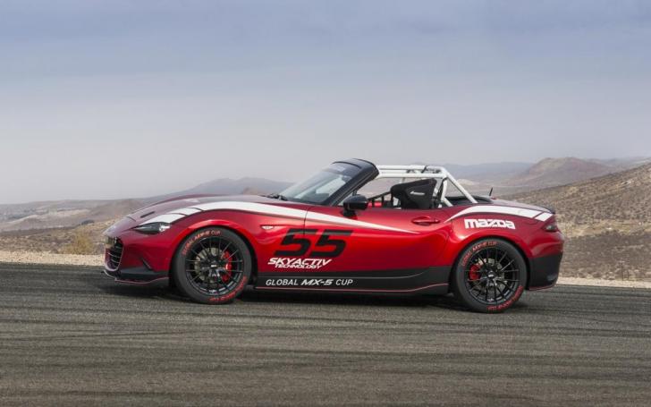 Mazda MX-5 Miata/Gamintojo nuotrauka
