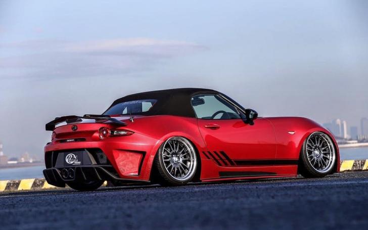 Mazda MX5 Kuhl Racing/Gamintojo nuotrauka