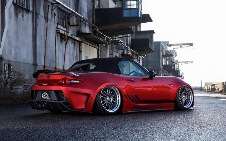 Mazda MX5 Kuhl Racing/Gamintojo nuotrauka