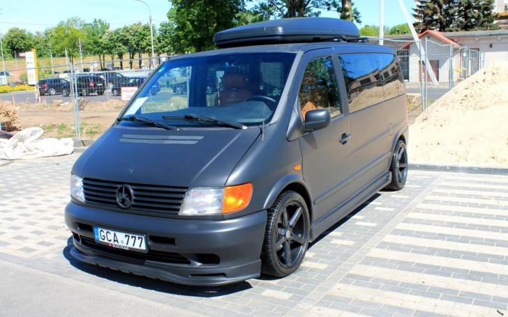 Mercedes-Benz renginys/Organizatorių nuotrauka nuotrauka