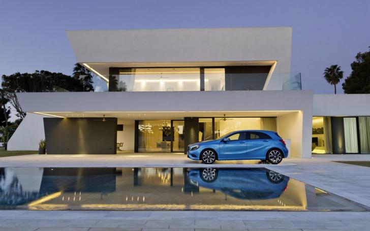 Mercedes-Benz A-Class/Gamintojo nuotrauka