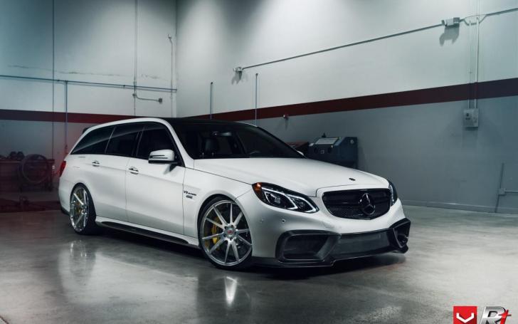 Mercedes-AMG E63 RENNtech/Gamintojo nuotrauka