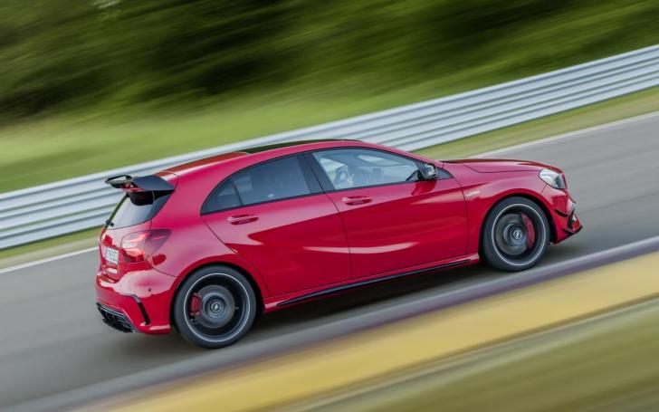 Mercedes-Benz A45 AMG/Gamintojo nuotrauka