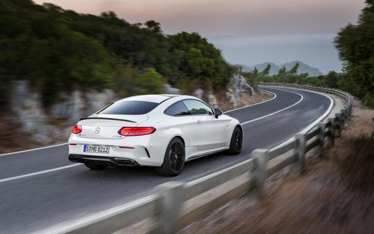 Mercedes-Benz C63 AMG Coupe/Gamintojo nuotrauka