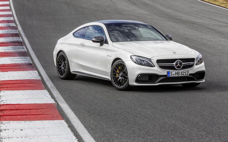 Mercedes-Benz C63 AMG Coupe/Gamintojo nuotrauka