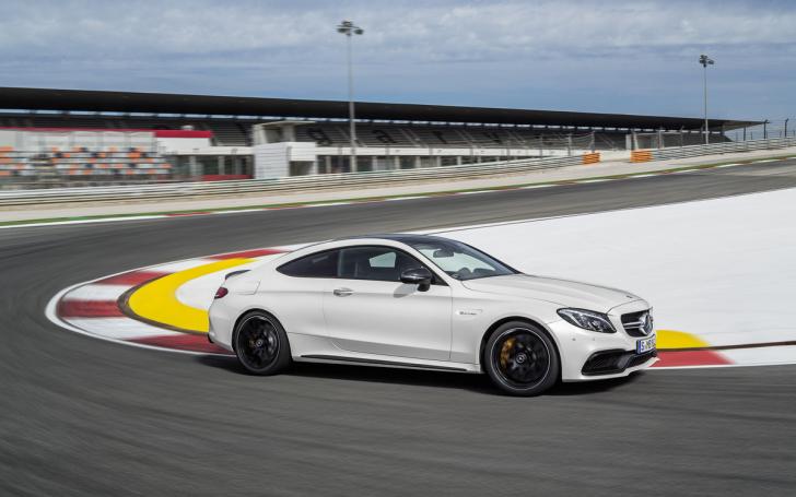 Mercedes-Benz C63 AMG Coupe/Gamintojo nuotrauka