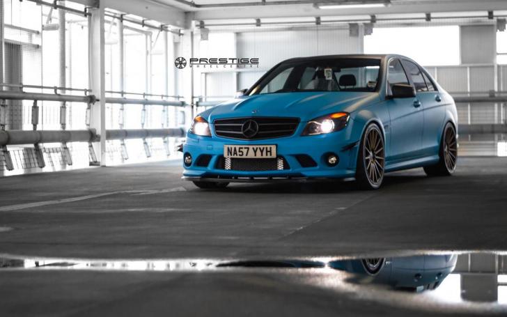 Mercedes-Benz C63 AMG/Gamintojo nuotrauka