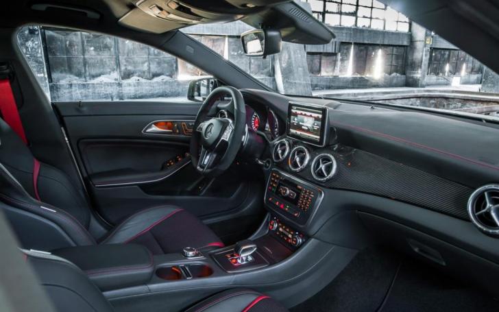 Mercedes-Benz CLA 45 AMG/Gamintojo nuotrauka