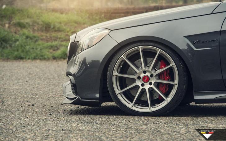 Mercedes-Benz E63 AMG Vorsteiner/Gamintojo nuotrauka Mercedes-Benz E63 AMG Vorsteiner/Gamintojo nuotrauka