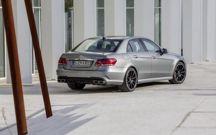 Mercedes-Benz E 63 AMG/Gamintojo nuotrauka