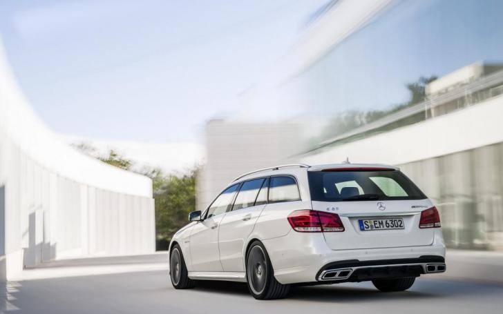 Mercedes-Benz E 63 AMG/Gamintojo nuotrauka