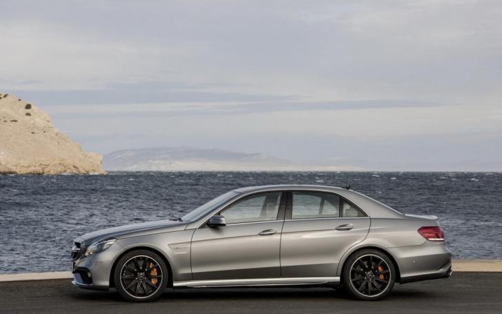 Mercedes-Benz E 63 AMG/Gamintojo nuotrauka