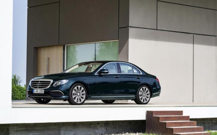 Mercedes-Benz E Class/Gamintojo nuotrauka