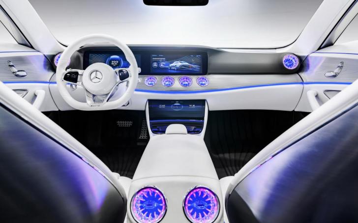 Mercedes-Benz IAA Concept/Gamintojo nuotrauka