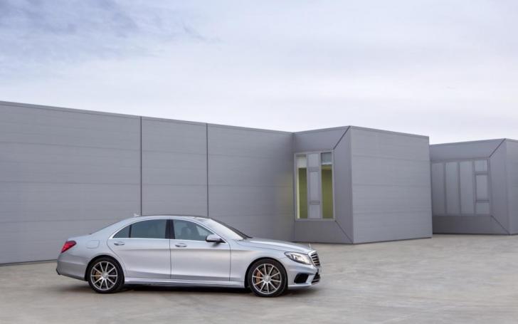 Mercedes-Benz S63 AMG/Gamintojo nuotrauka