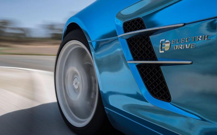 Mercedes-Benz SLS AMG Coupe Electric Drive/Gamintojo nuotrauka