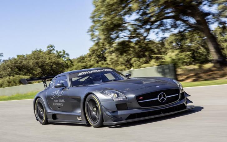 Mercedes-Benz SLS AMG GT3 45th Anniversary/Gamintojo nuotrauka