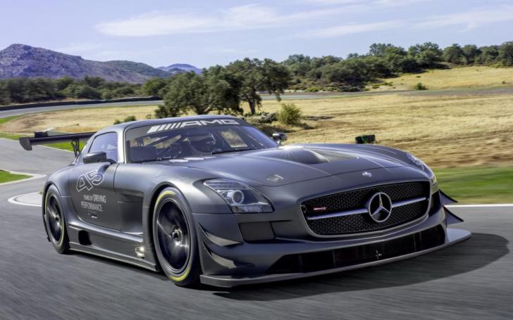 Mercedes-Benz SLS AMG GT3 45th Anniversary/Gamintojo nuotrauka
