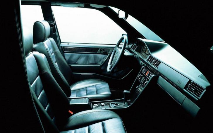 Mercedes-Benz 500 E/Gamintojo nuotrauka