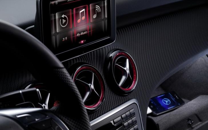 Mercedes-Benz A-Class/Gamintojo nuotrauka