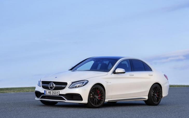 Mercedes-Benz C63 AMG/Gamintojo nuotrauka