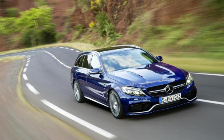 Mercedes-Benz C63 AMG/Gamintojo nuotrauka