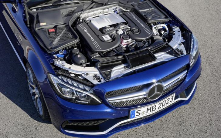 Mercedes-Benz C63 AMG/Gamintojo nuotrauka