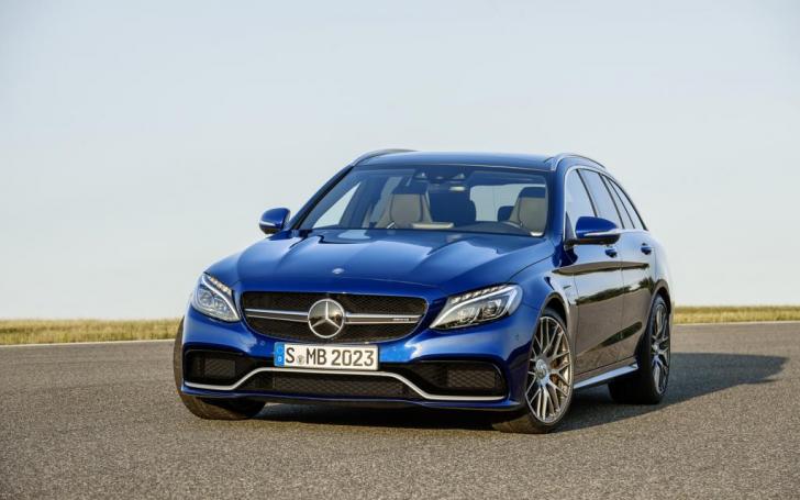 Mercedes-Benz C63 AMG/Gamintojo nuotrauka