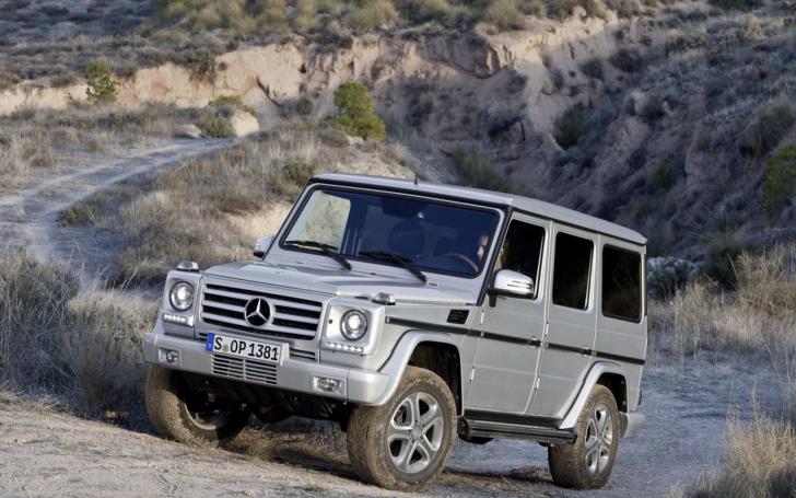 Mercedes-Benz G-Class ir GLK/Gamintojo nuotrauka